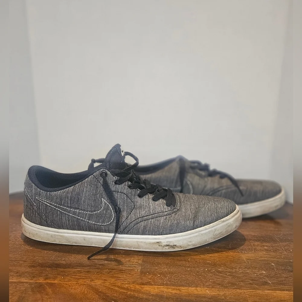 Size 12 - Nike SB Check Solarsoft Canvas Black White